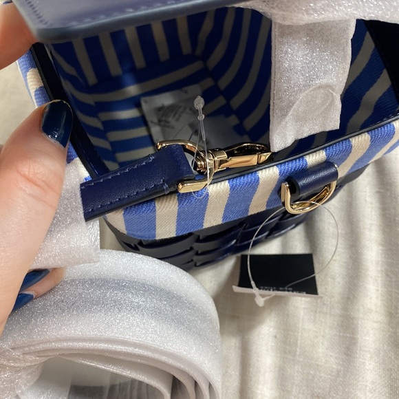 Kate Spade Flutter Fly (Butterfly) Picnic Basket Crossbody in Blue - Picture 13 of 16